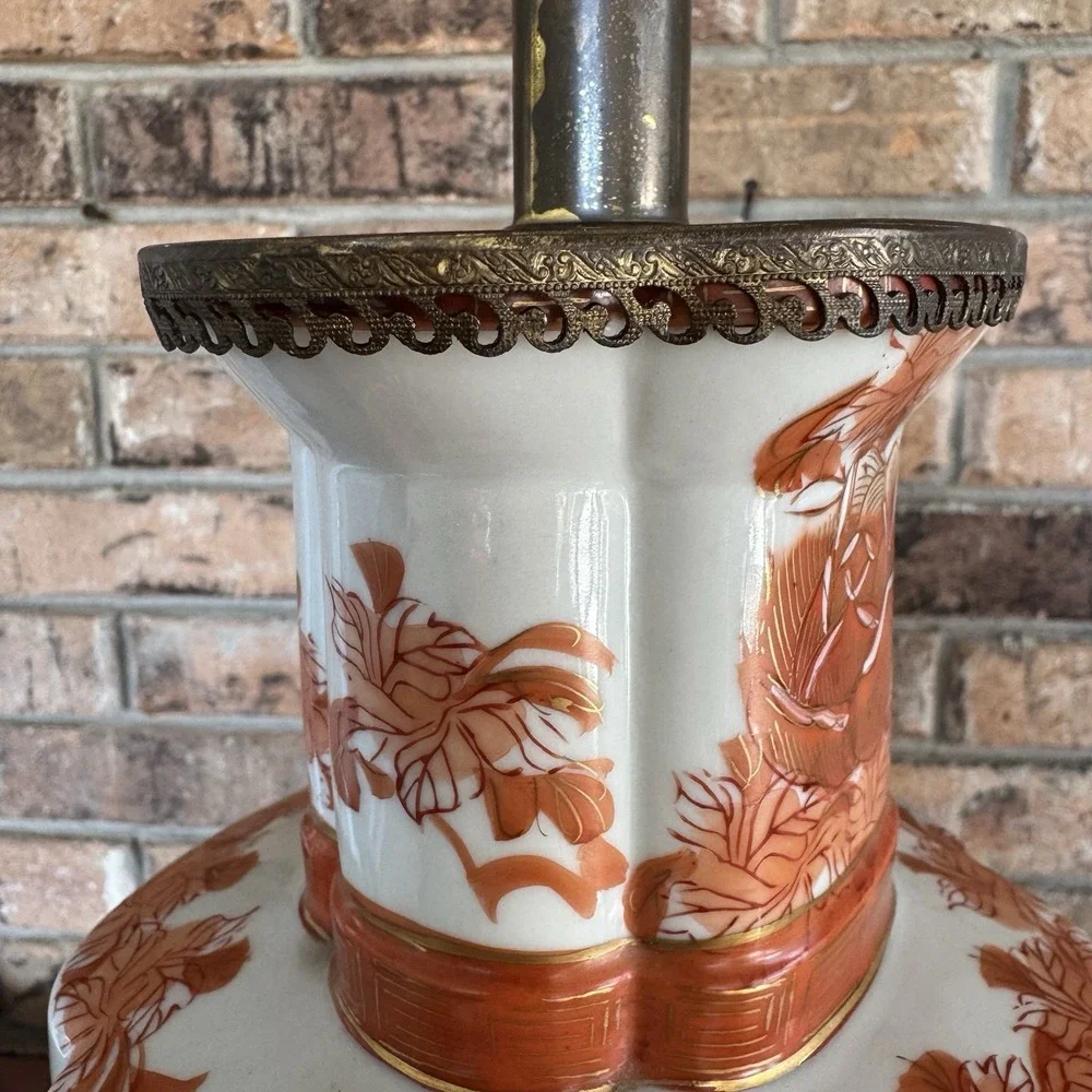 Vintage Kutani Style Porcelain Table Lamp Red‎ Floral Chinoiserie Asian Decor